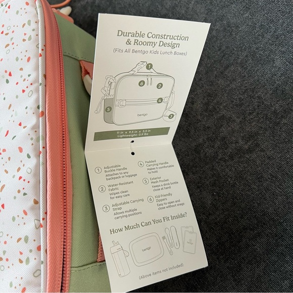 NWT Bentgo Kids Lunch Bag and Water Bottle
Whimsy & Wonder Prints Collection - Picture 3 of 16